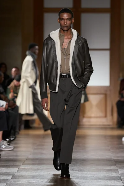 Look 6